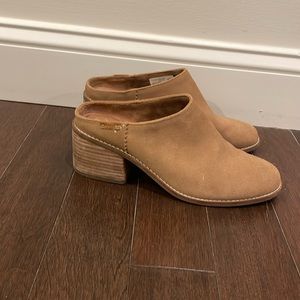 Toms Light Brown Suede Clogs
